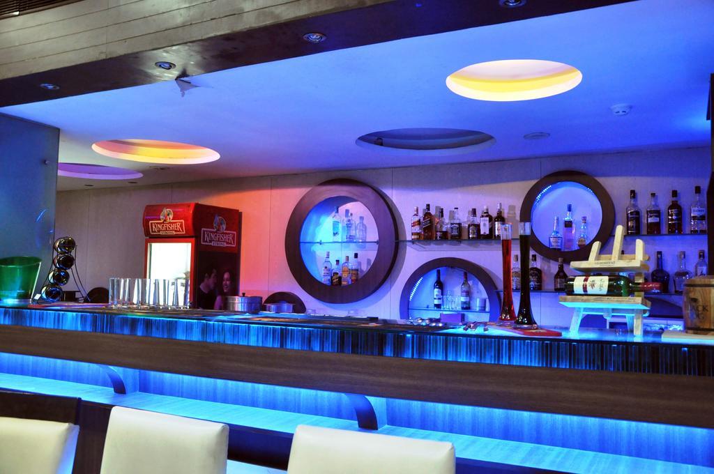Indismart Hotel Kolkata Ngoại thất bức ảnh