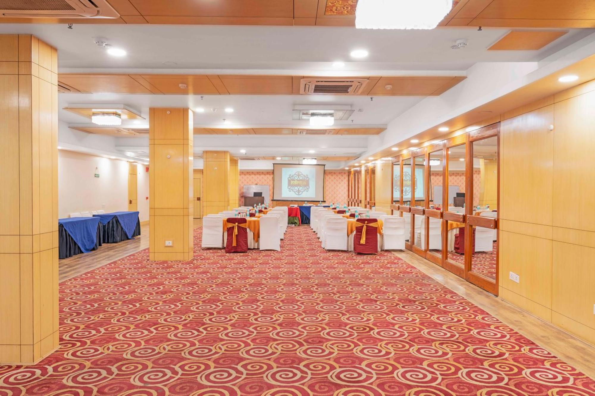 Indismart Hotel Kolkata Ngoại thất bức ảnh