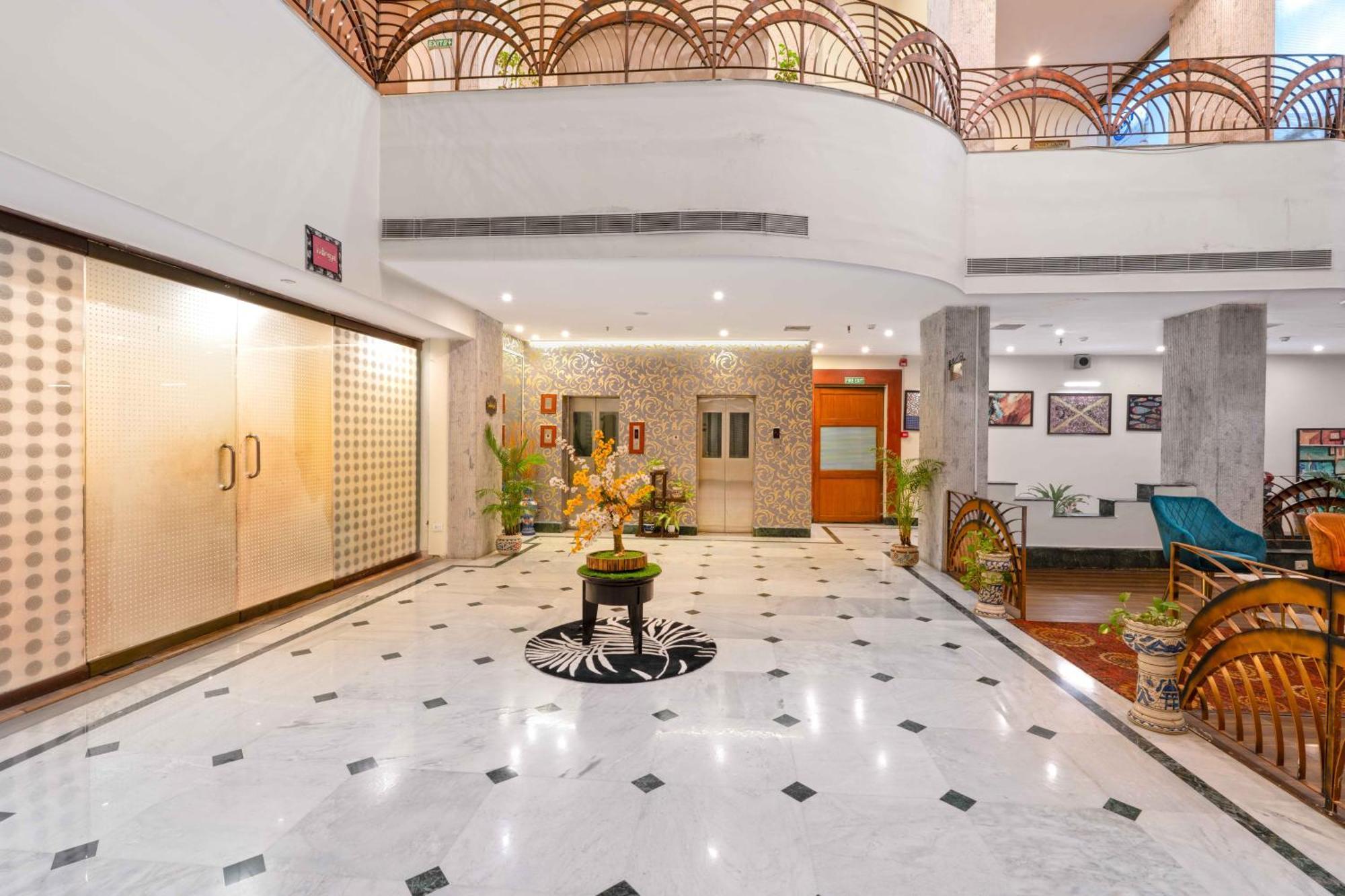 Indismart Hotel Kolkata Ngoại thất bức ảnh