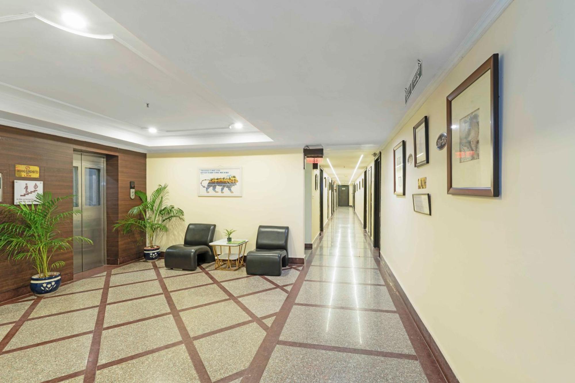 Indismart Hotel Kolkata Ngoại thất bức ảnh