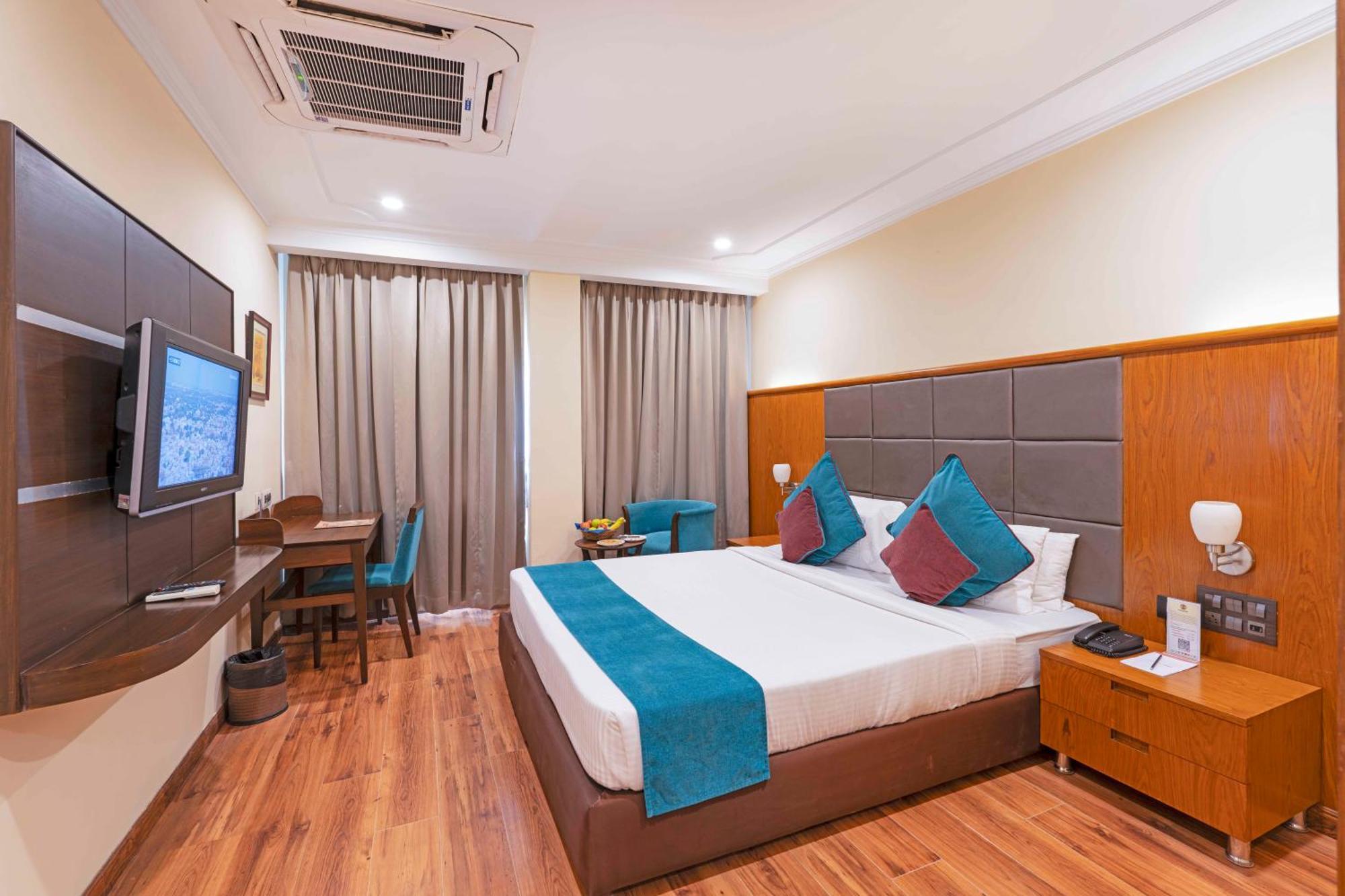 Indismart Hotel Kolkata Ngoại thất bức ảnh