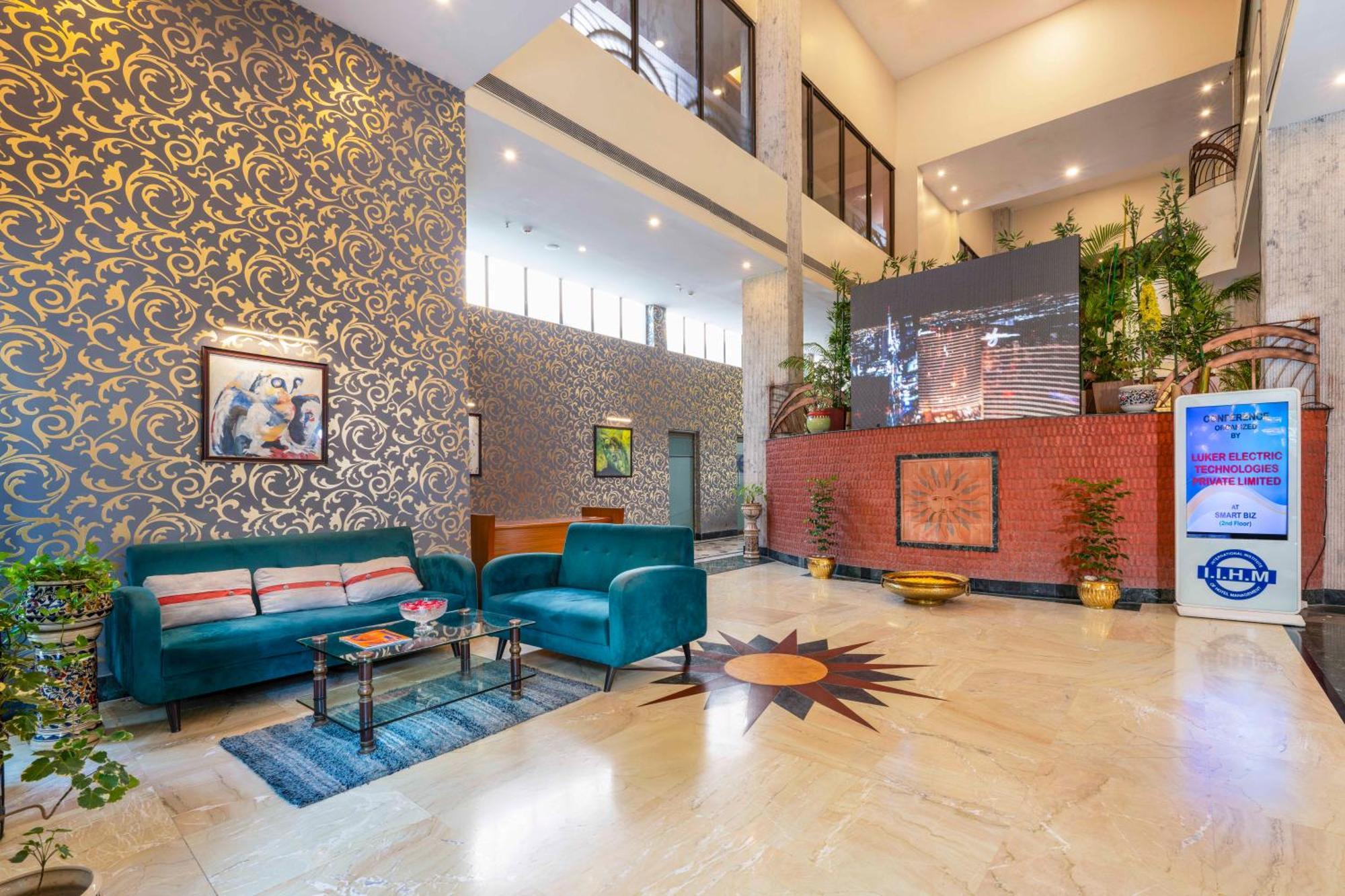 Indismart Hotel Kolkata Ngoại thất bức ảnh