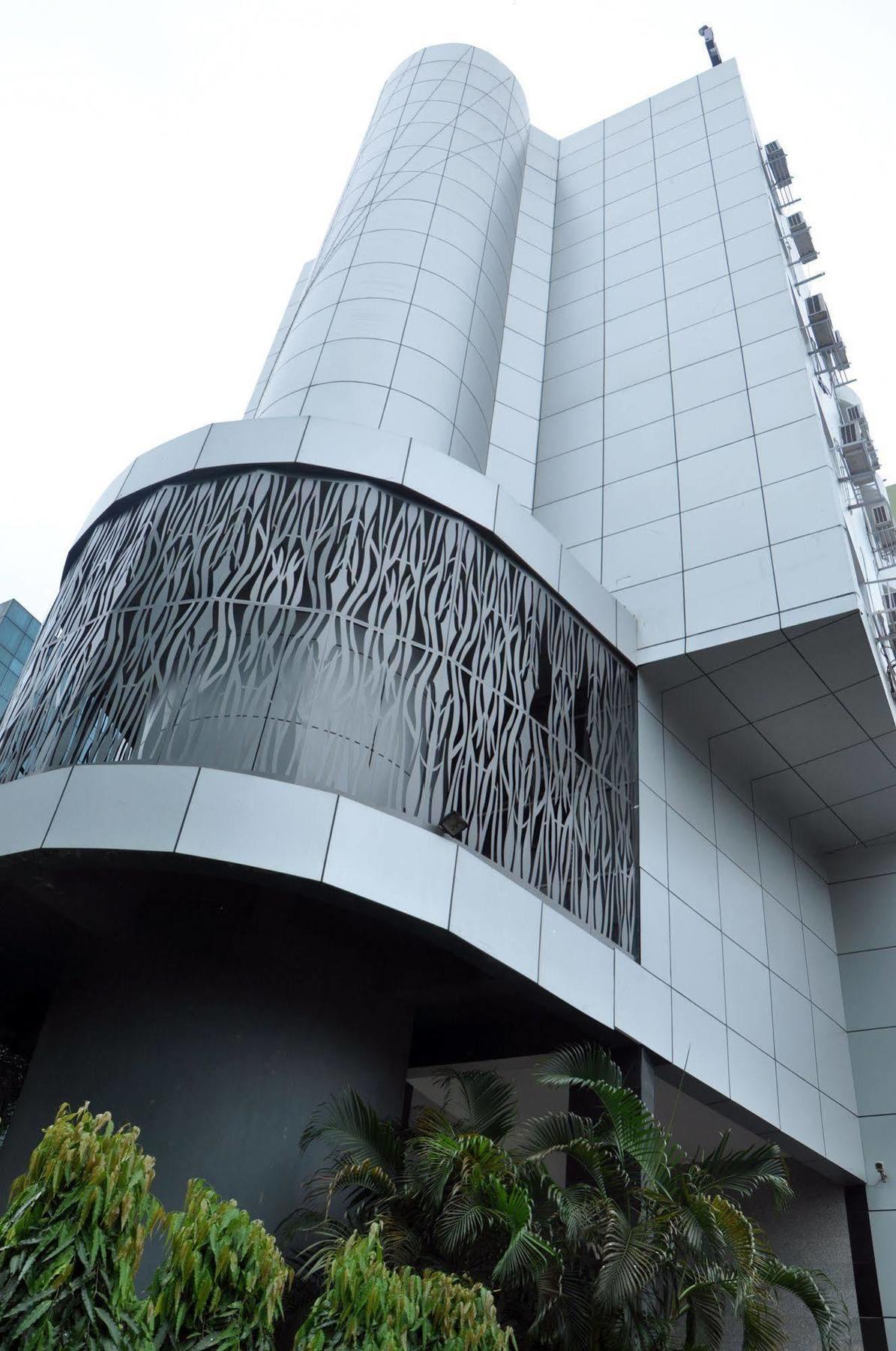 Indismart Hotel Kolkata Ngoại thất bức ảnh